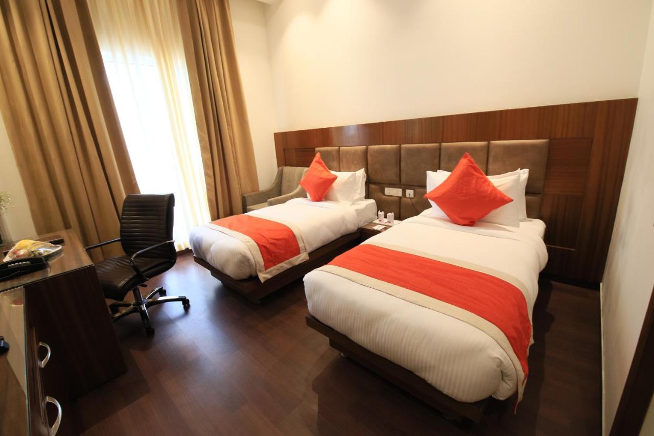 Aveo By Amatra, Gateway To Corbett Hotel Kashipur Eksteriør billede