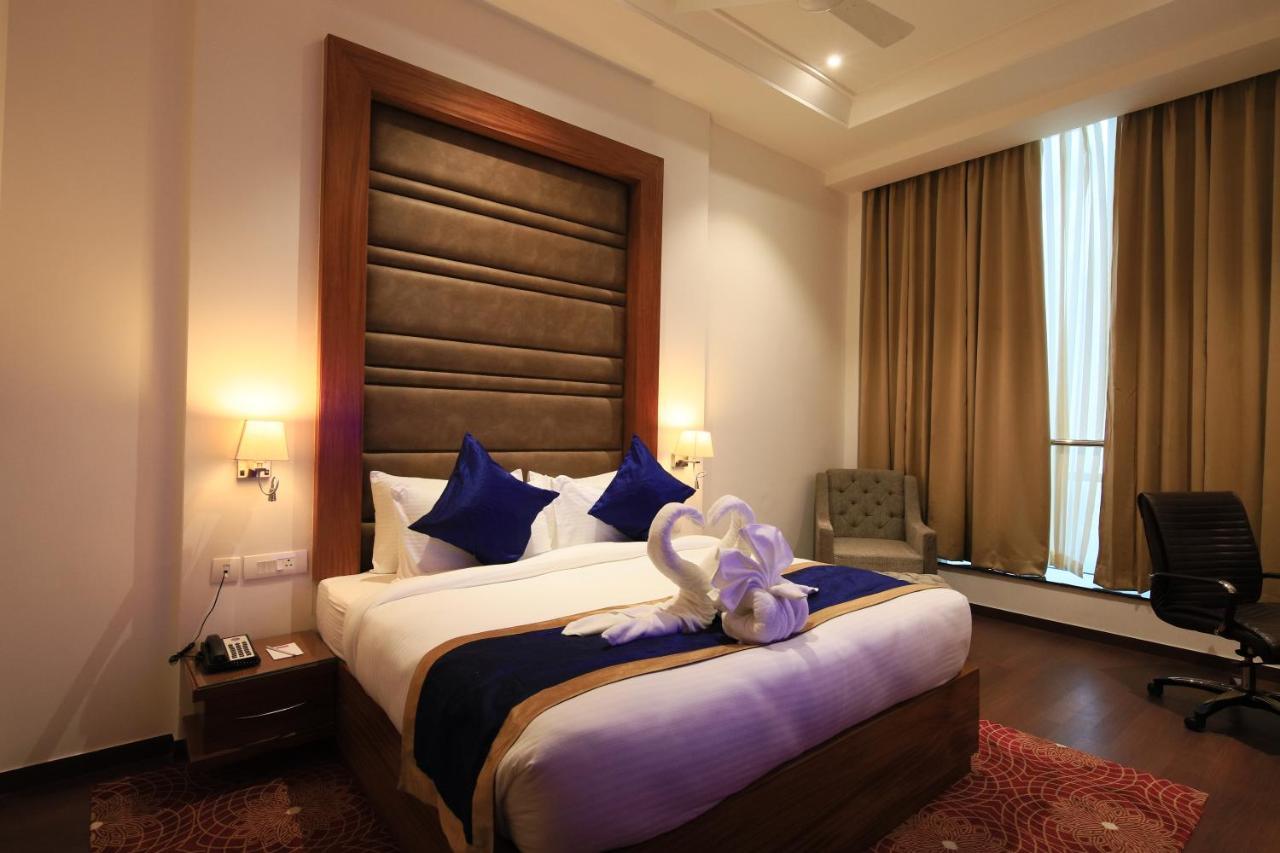Aveo By Amatra, Gateway To Corbett Hotel Kashipur Eksteriør billede