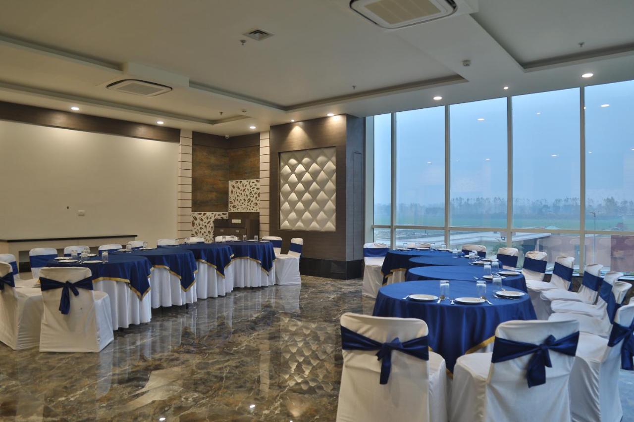 Aveo By Amatra, Gateway To Corbett Hotel Kashipur Eksteriør billede