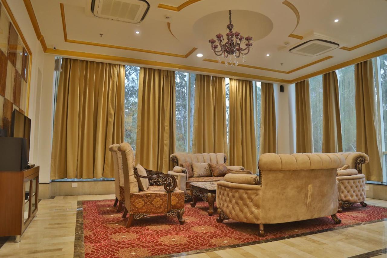 Aveo By Amatra, Gateway To Corbett Hotel Kashipur Eksteriør billede